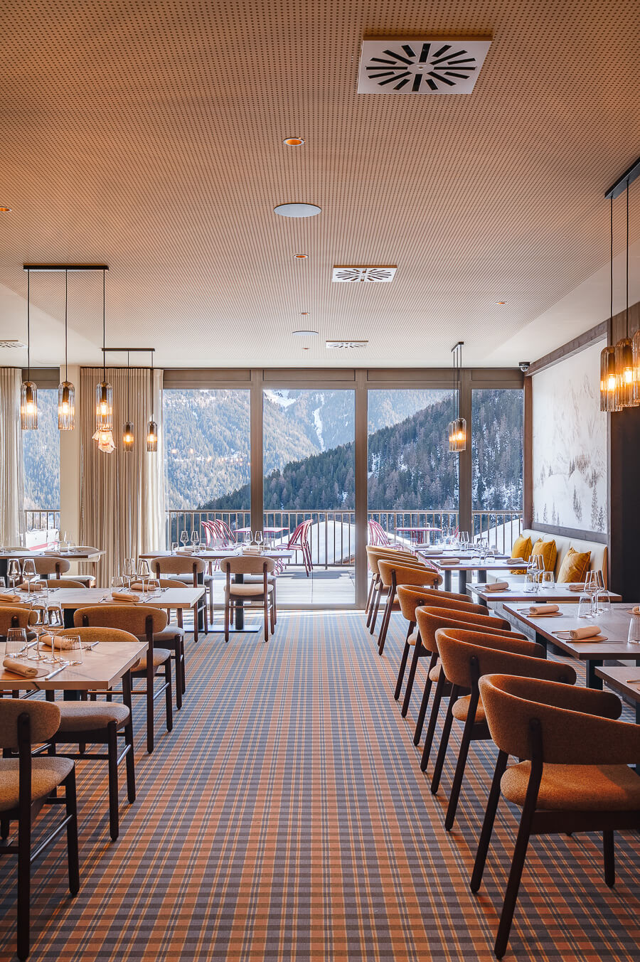 restaurant-nava